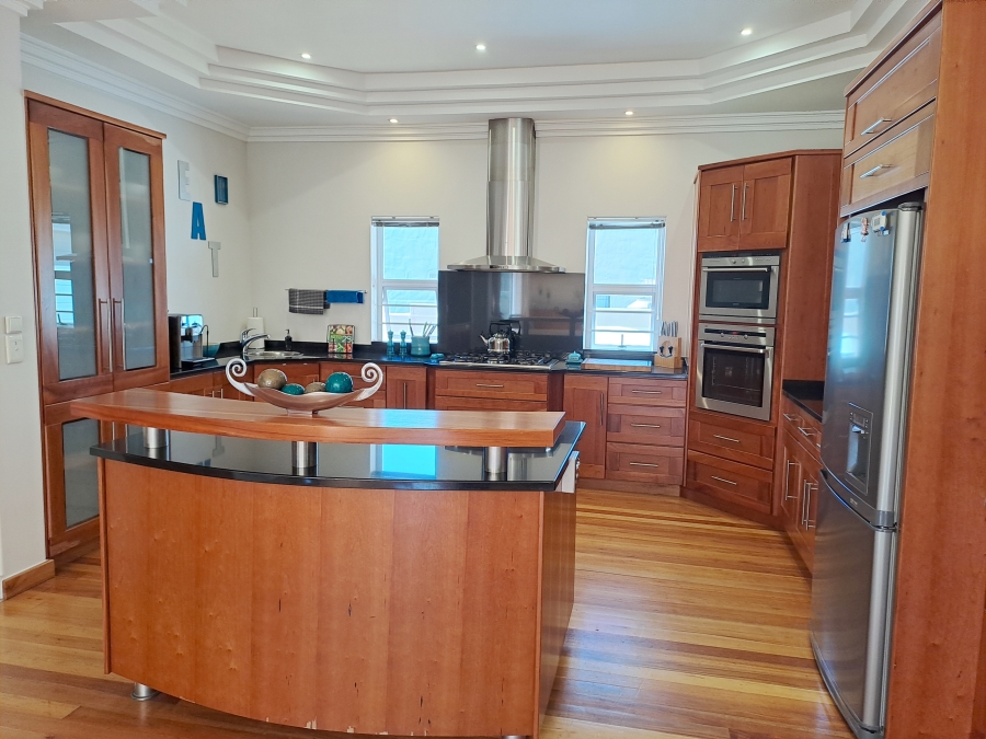 4 Bedroom Property for Sale in Steynsrust Western Cape